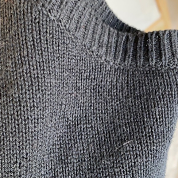 Bundle of 3 Warm Maternity Tops - Picture 6 of 11